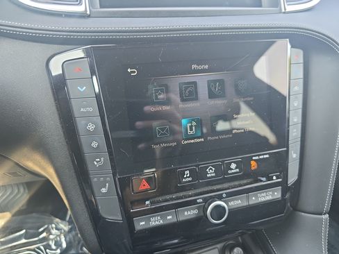 Used 2023 INFINITI QX50 Luxe AWD/4WD image 22