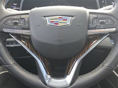 Used 2021 Cadillac Escalade ESV Premium Luxury image 21