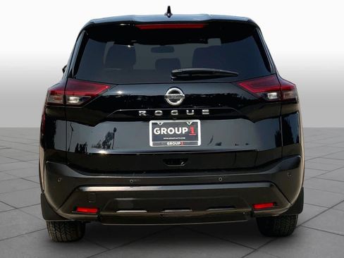Used 2021 Nissan Rogue S FWD image 5