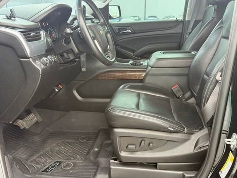 Used 2019 Chevrolet Tahoe LS AWD/4WD image 23