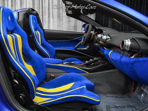 Used 2023 Ferrari 812 GTS image 29