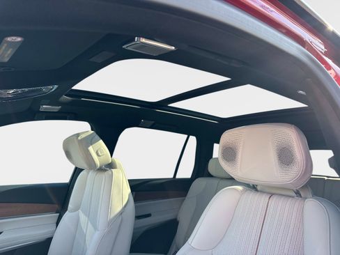 Certified 2026 Cadillac Vistiq Sport w/ LPO, Floor Liner Package image 21