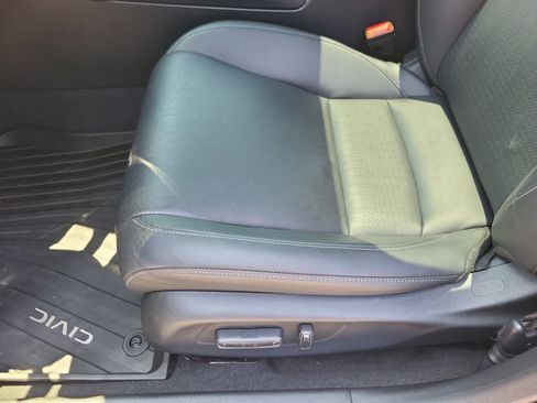 Certified 2024 Honda Civic Sport Touring image 23