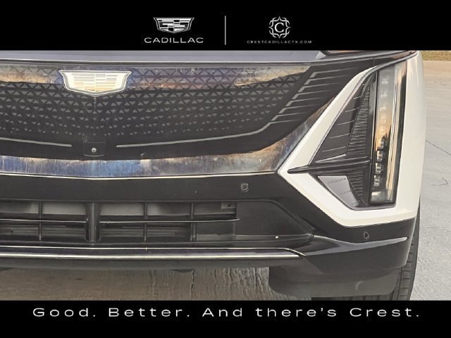 Used 2024 Cadillac Lyriq Sport AWD/4WD image 11