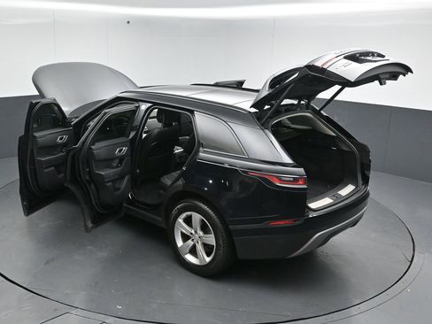 Used 2019 Land Rover Range Rover Velar S image 57