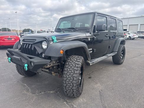 Used 2018 Jeep Wrangler Unlimited Sport S image 8