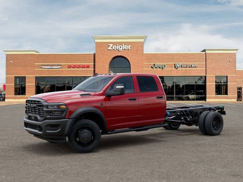 New 2026 RAM 5500 Tradesman AWD/4WD image 2