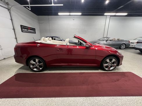 Used 2010 Lexus IS 350C image 10