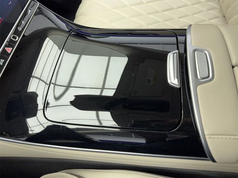 Used 2022 Mercedes-Benz S 500 4MATIC w/ Warmth & Comfort Package image 34