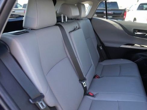 Used 2021 Toyota Venza Limited image 16