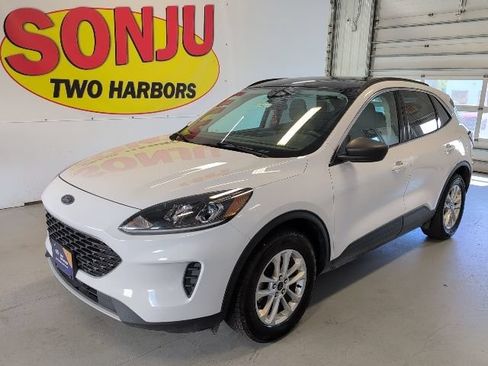 Used 2022 Ford Escape SE w/ Convenience Package AWD/4WD image 1
