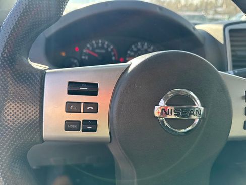 Used 2015 Nissan Frontier S image 26