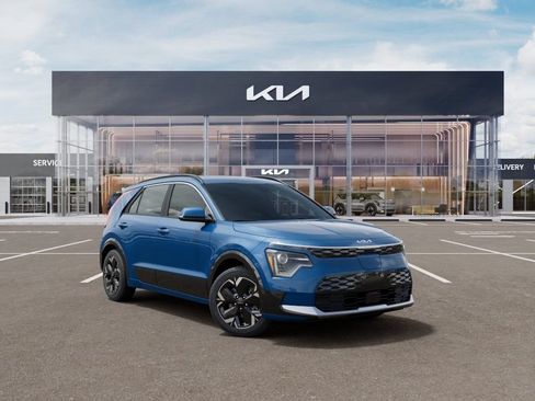 New 2026 Kia Niro Wind FWD image 2