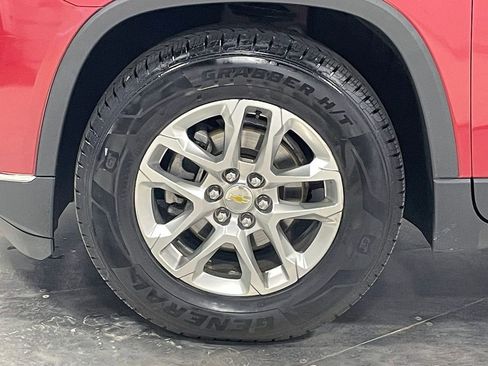 Used 2019 Chevrolet Traverse LT w/ LPO, Floor Liner Package AWD/4WD image 17