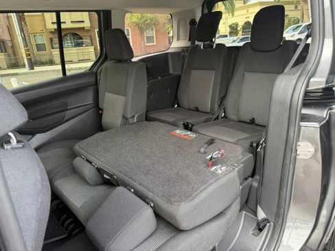 Used 2018 Ford Transit Connect XL FWD image 17