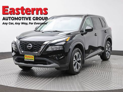 Used 2022 Nissan Rogue SV AWD/4WD image 1