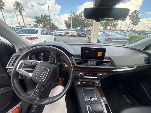 Used 2018 Audi Q5 2.0T Premium AWD/4WD image 2