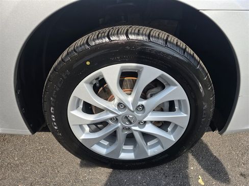 Used 2019 Nissan Sentra SV FWD image 24