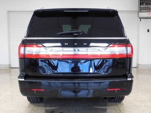 Used 2021 Lincoln Navigator L Reserve image 7