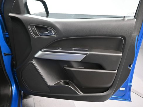 Used 2022 Chevrolet Colorado LT image 40