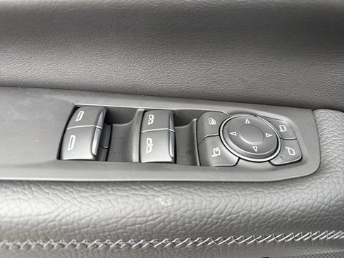 New 2026 GMC Yukon Denali AWD/4WD image 15