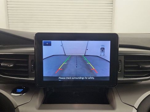 Used 2023 Ford Explorer XLT w/ Equipment Group 202A image 28