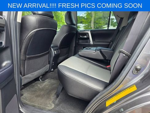 Used 2018 Toyota 4Runner SR5 Premium AWD/4WD image 16