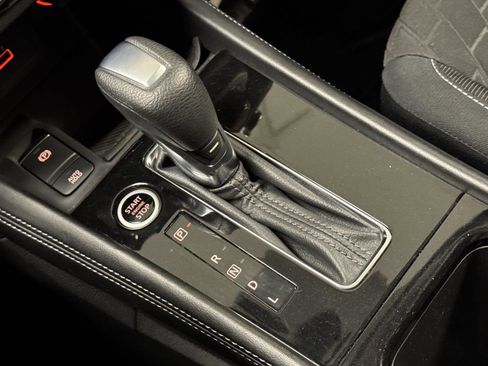 Used 2021 Nissan Kicks SV FWD image 20