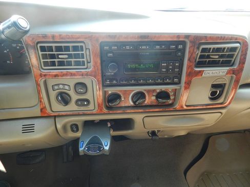 Used 2004 Ford F250 Lariat AWD/4WD image 17