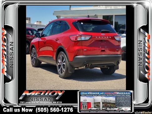 Used 2022 Ford Escape SE w/ SE Sport Appearance Package AWD/4WD image 6