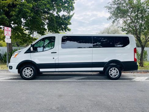 Used 2021 Ford Transit 350 XLT image 2
