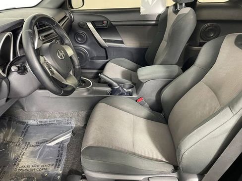 Used 2015 Scion tC image 2