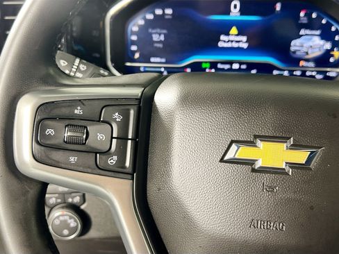 Used 2025 Chevrolet Silverado 1500 LT AWD/4WD image 18