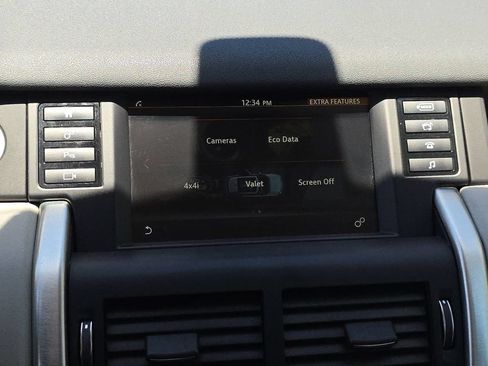 Used 2019 Land Rover Discovery Sport SE AWD/4WD image 27