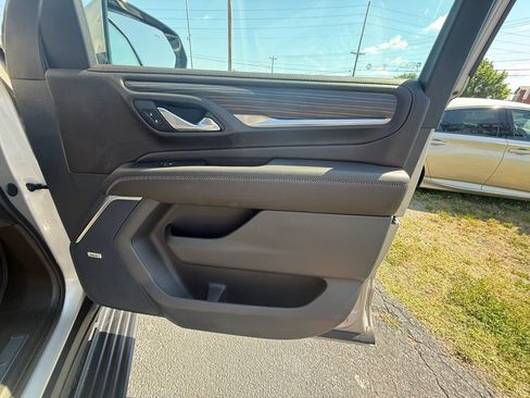 Used 2024 GMC Yukon Denali w/ Denali Reserve Package AWD/4WD image 24