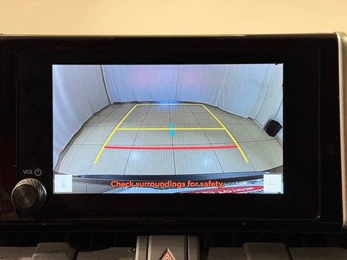 Certified 2025 Toyota RAV4 XLE AWD/4WD image 27