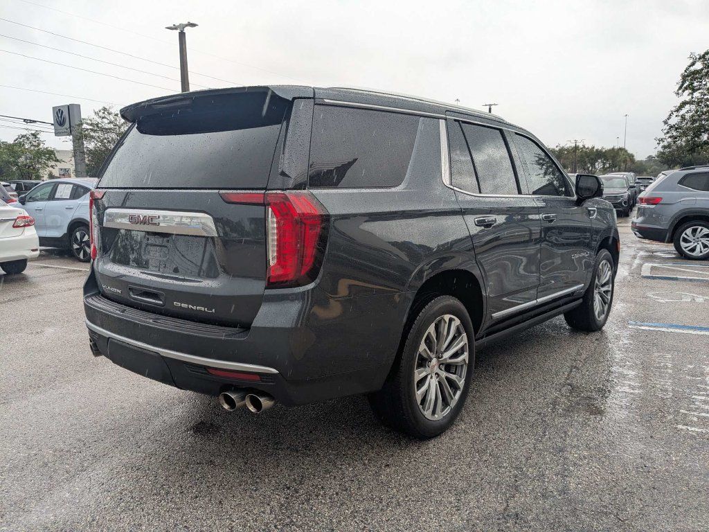 Used 2021 GMC Yukon Denali w/ Denali Premium Package RWD image 5