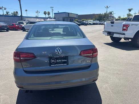 Used 2017 Volkswagen Jetta S FWD image 6