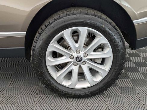 Used 2014 Land Rover Range Rover HSE AWD/4WD image 14