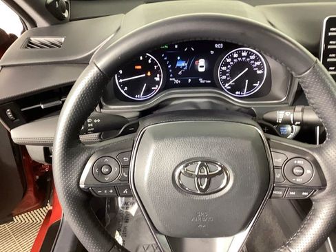 Used 2021 Toyota Avalon Touring image 24