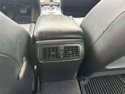 Used 2011 INFINITI G37 x image 12