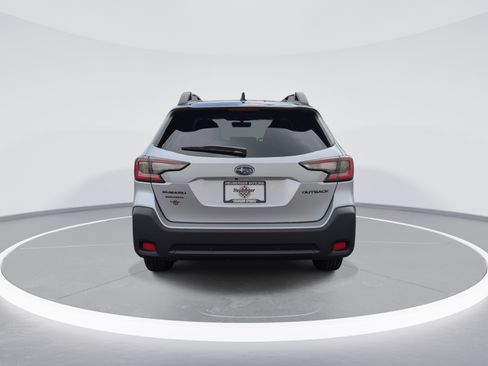 Used 2024 Subaru Outback Onyx Edition AWD/4WD image 6