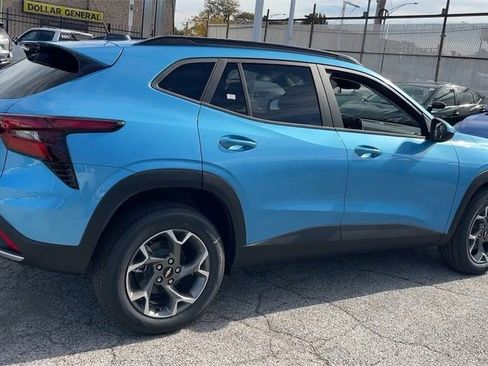 New 2026 Chevrolet Trax LT image 4
