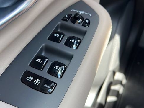 New 2026 Volvo XC90 T8 Ultra w/ Protection Package Premier AWD/4WD image 23