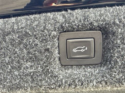 Used 2018 Cadillac CT6 Luxury image 14