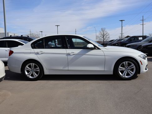 Used 2016 BMW 328i Sedan image 9