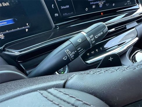 Used 2023 Cadillac Escalade Sport Platinum w/ LPO, ONYX Package image 33