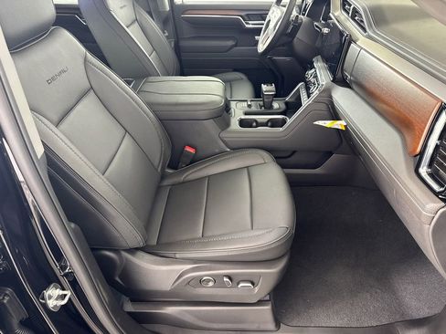 New 2026 GMC Sierra 1500 Denali w/ Denali Reserve Package image 13