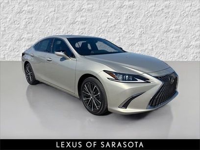 New 2025 Lexus ES 350 w/ Premium Package