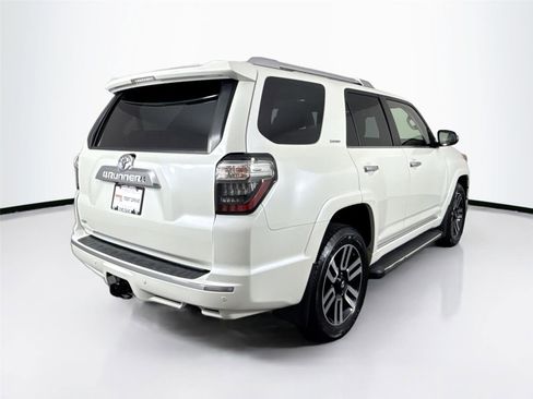 Used 2022 Toyota 4Runner Limited image 10